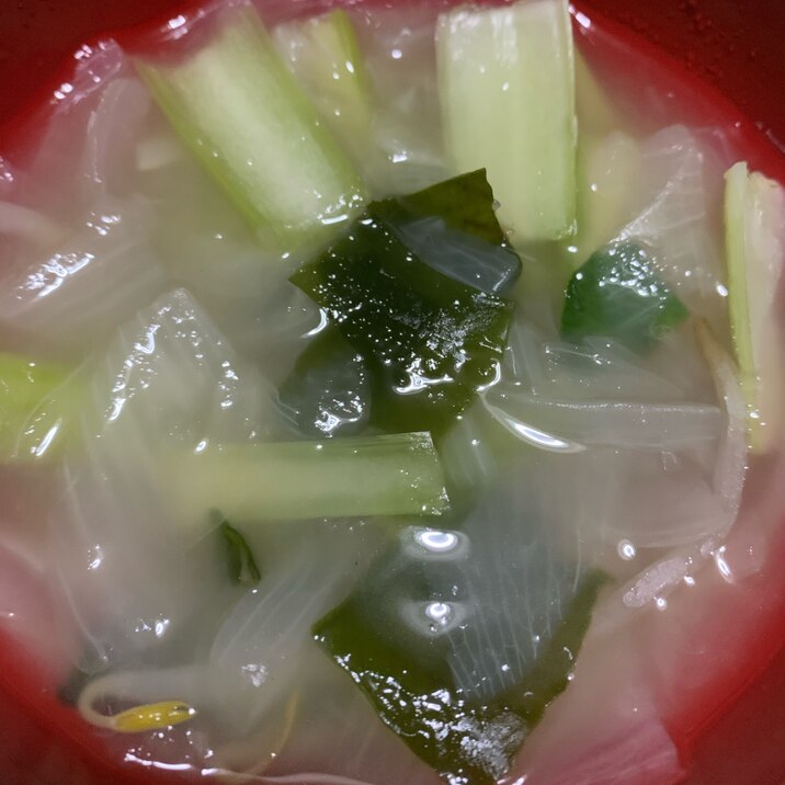 小松菜と玉ねぎ わかめともやしのコンソメスープ レシピ 作り方 By Reisa999 楽天レシピ 小松菜と玉ねぎ わかめともやしのコンソメスープ レシピ 作り方 By Reisa999 楽天レシピ